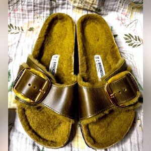 Birkenstock Madrid Big Buckle Shearling Oiled Leather Sandal EU 38 NARROW